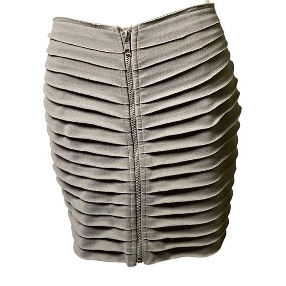 silence + noise Dresses & Skirts - Silence + Noise Mini Skirt Large Gray Tiered Front Zip  Bandage Bodycon Edgy